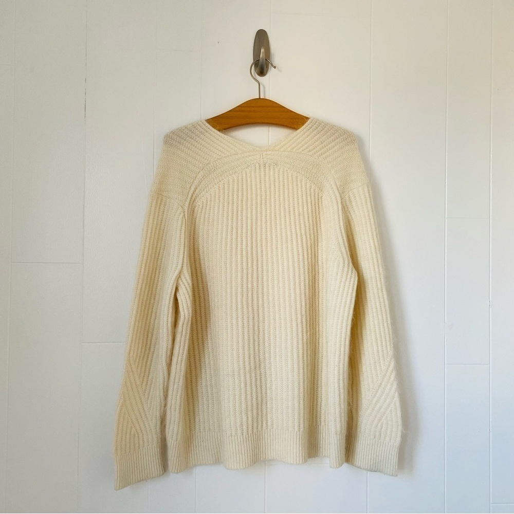 All Saints Ade Oversized V-Neck Jumper Size Medium - Picture 4 of 6